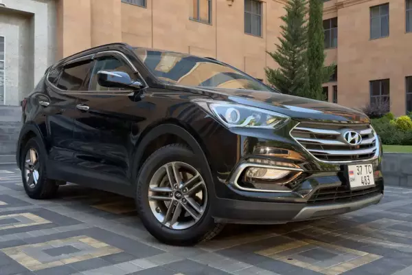 Hyundai Santa Fe for rent in Armenia