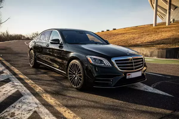 Mercedes S560 Maybach for rent in Armenia
