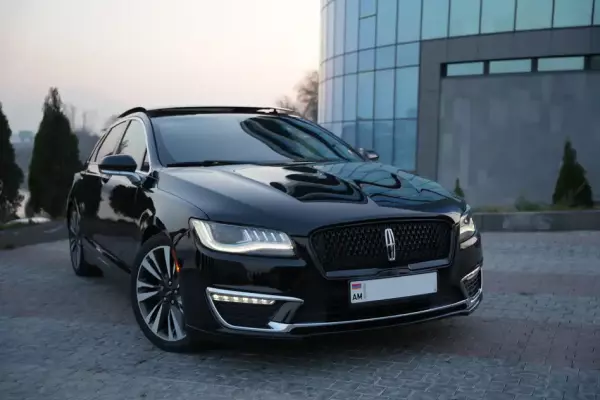 Lincoln MKZ for rent in Armenia