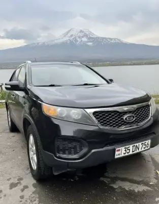 KIA Sorento for rent in Armenia