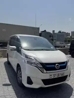 Nissan Serena for rent in Armenia